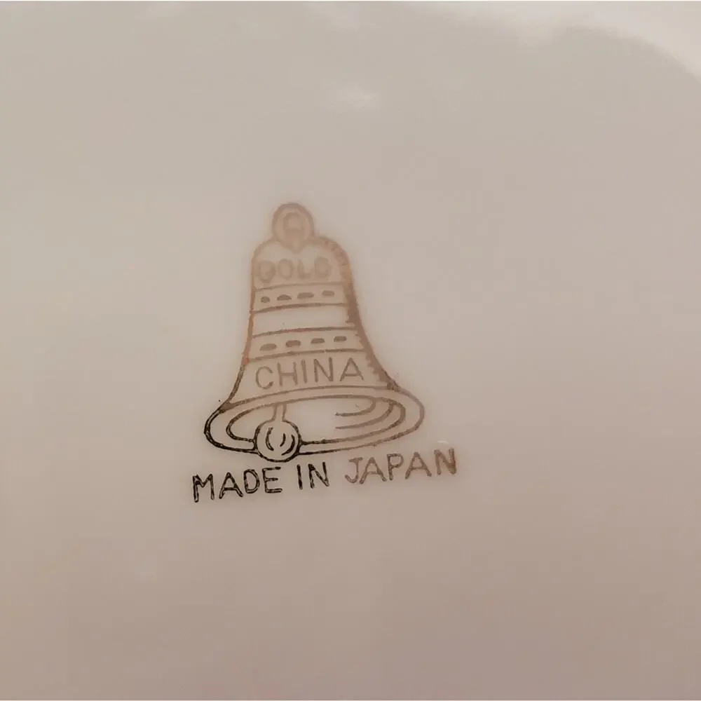 Gold China made in Japan‎ Moss Rose 2 dessert plates 1 Yakama China saucer